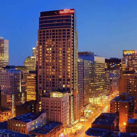 Hilton Garden Inn Montreal Centre-Ville Exterior foto