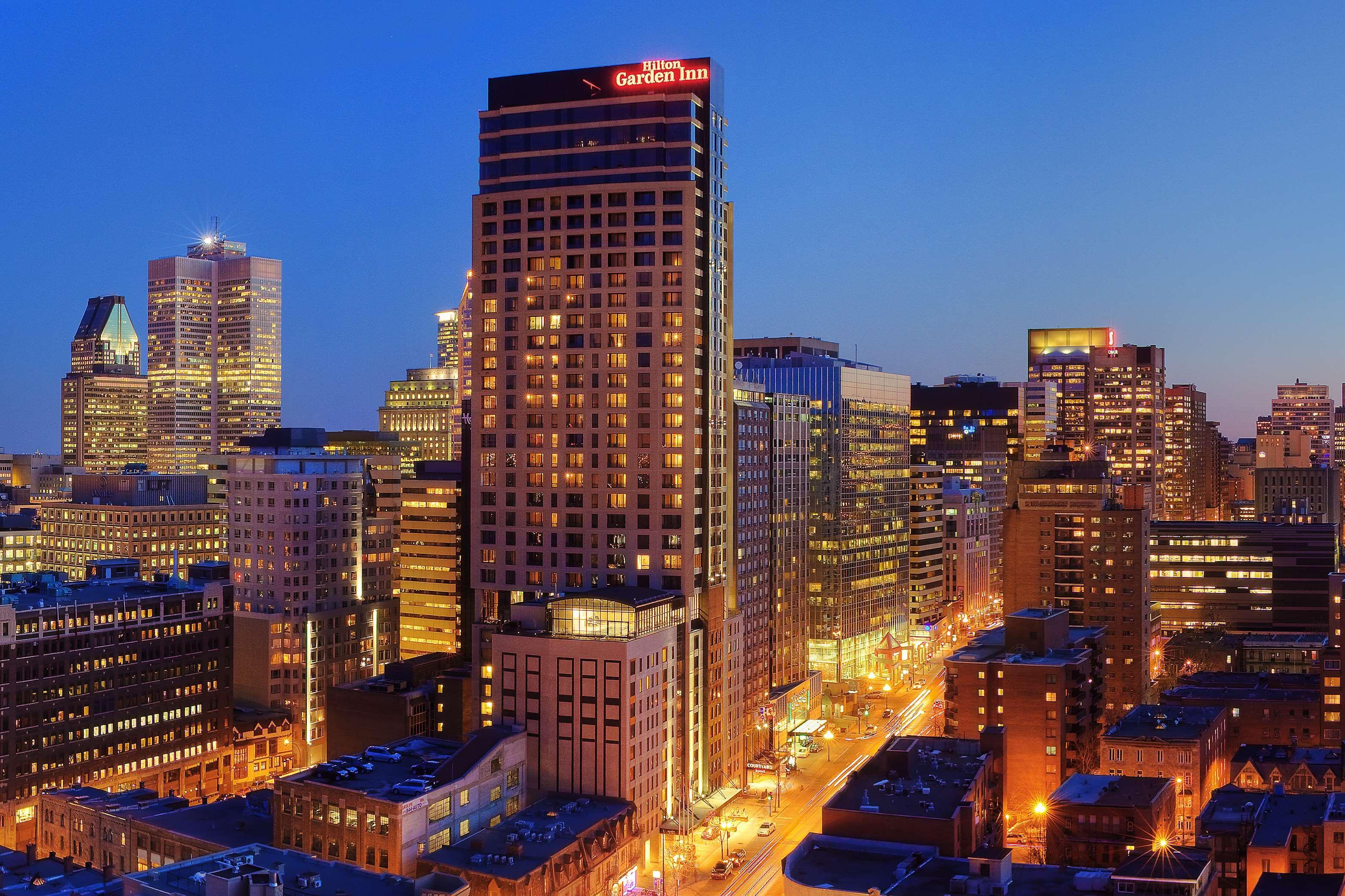Hilton Garden Inn Montreal Centre-Ville Exterior foto