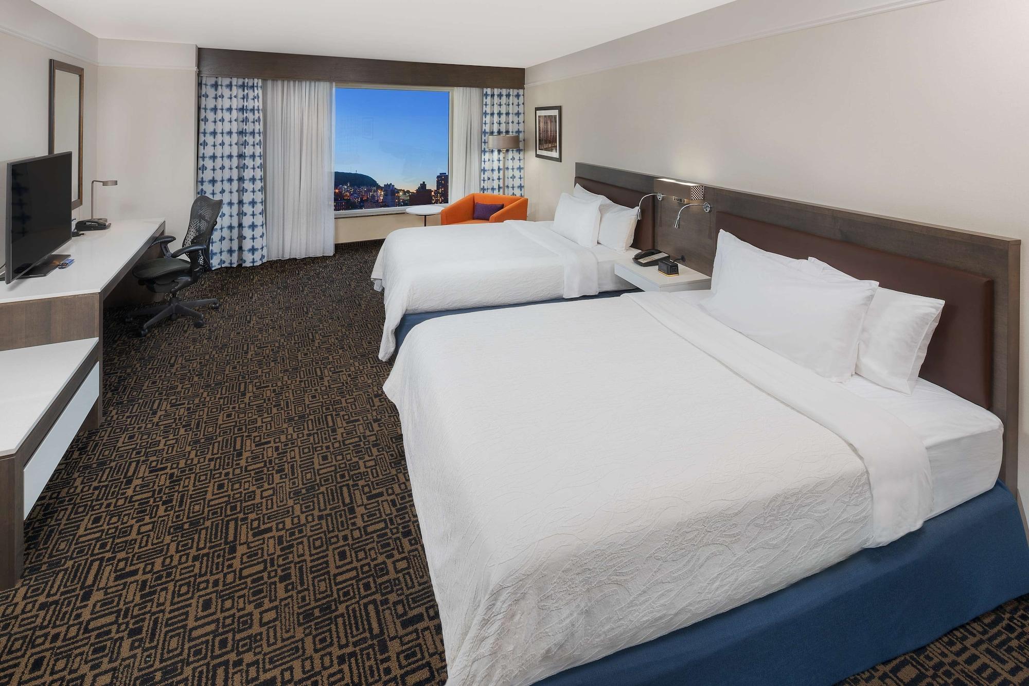 Hilton Garden Inn Montreal Centre-Ville Exterior foto